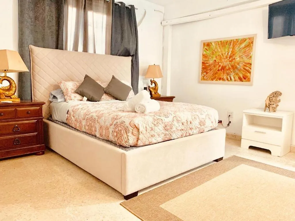 Ventana Va1B At Arecibo 681 Ocean Drive Apartamento